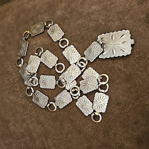 VTG Cowboy Core Southwestern Etched Concho Metal Chain Belt - Picture 10 of 10